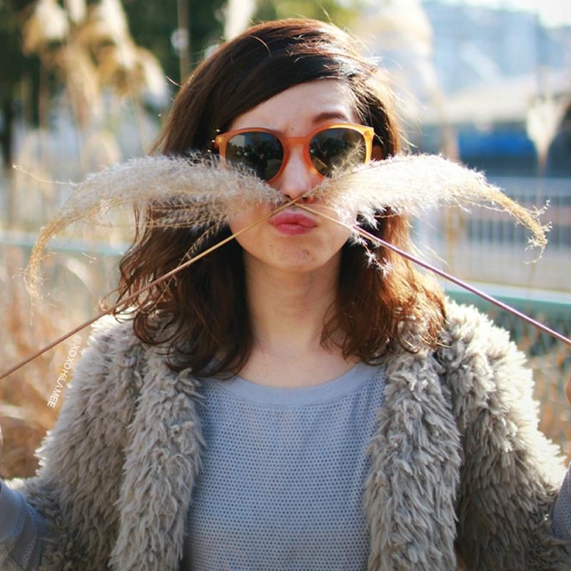 Vintage Inspired Dapper Round P3 Key Hole Fashion Sunglasses 9433