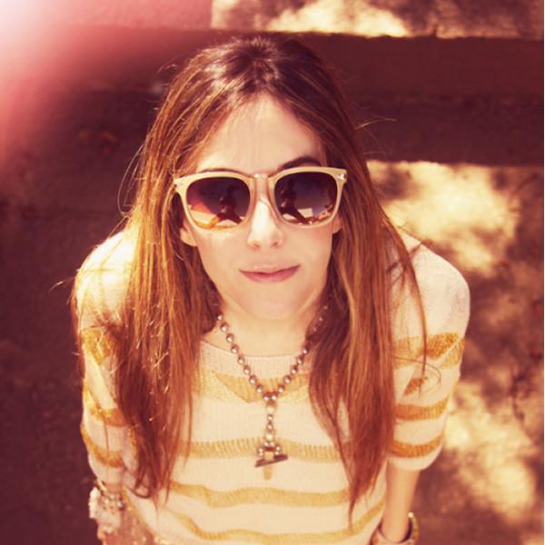 Vintage Artful European Fashion Horned Rim Sunglasses 8600