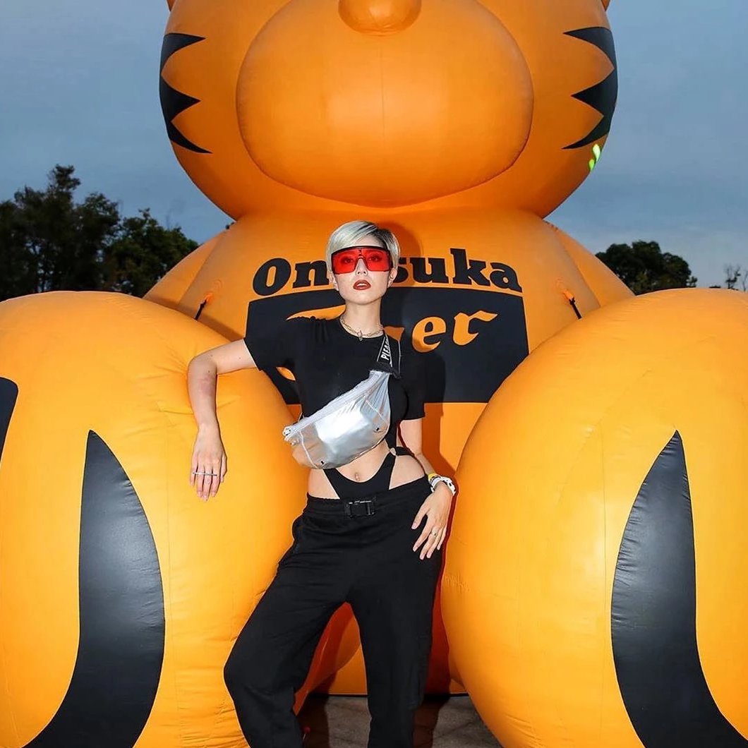 Oversize Retro Color Tone Sports Shield Flat Top Sunglasses C686